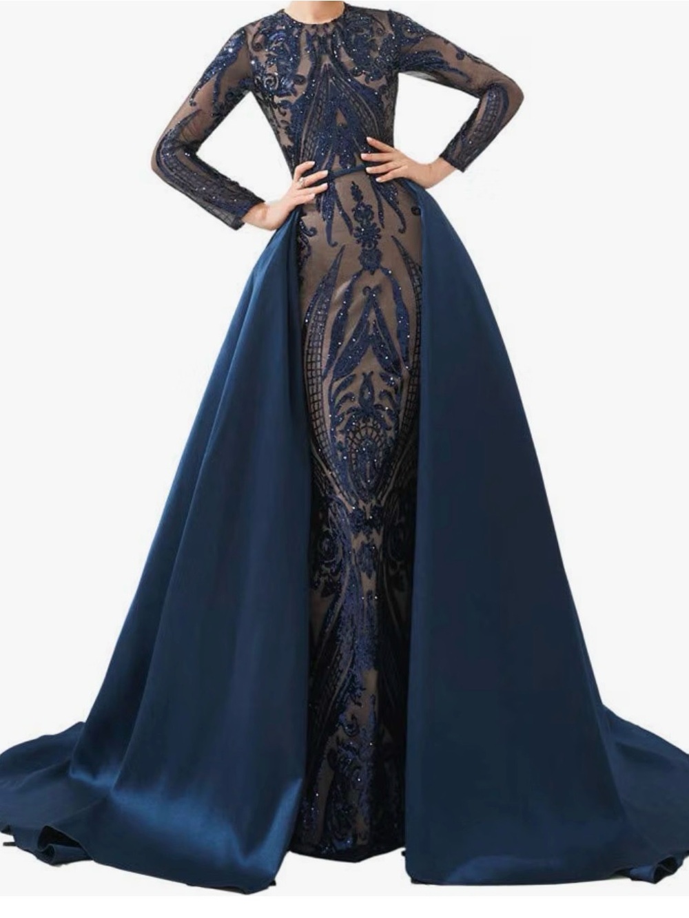 Graduation gown/formal dress size 14 fits like a 10/12